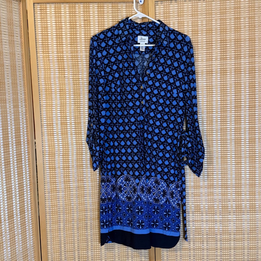 DM Collection Blue Geometric Print Button Front Shirt Dress Size 4 Long Sleeve